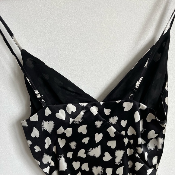 FROM FUTURE 100% silk “gloria mini dress” black and white hearts - Picture 6 of 6